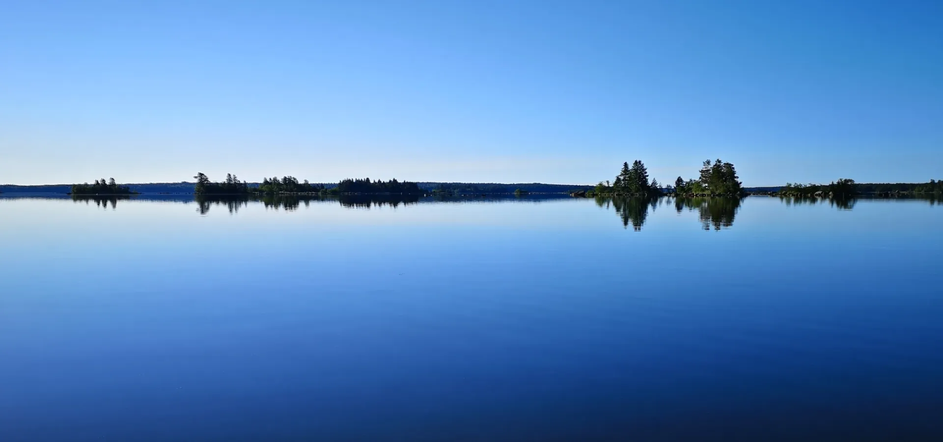 Stilla havsyta kustbandet vid Axmar bruk